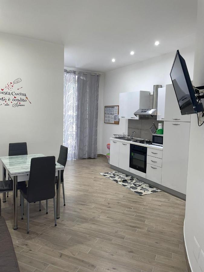 Dormire A Napoli Centro Holiday House Casa Vacanza Ngoại thất bức ảnh