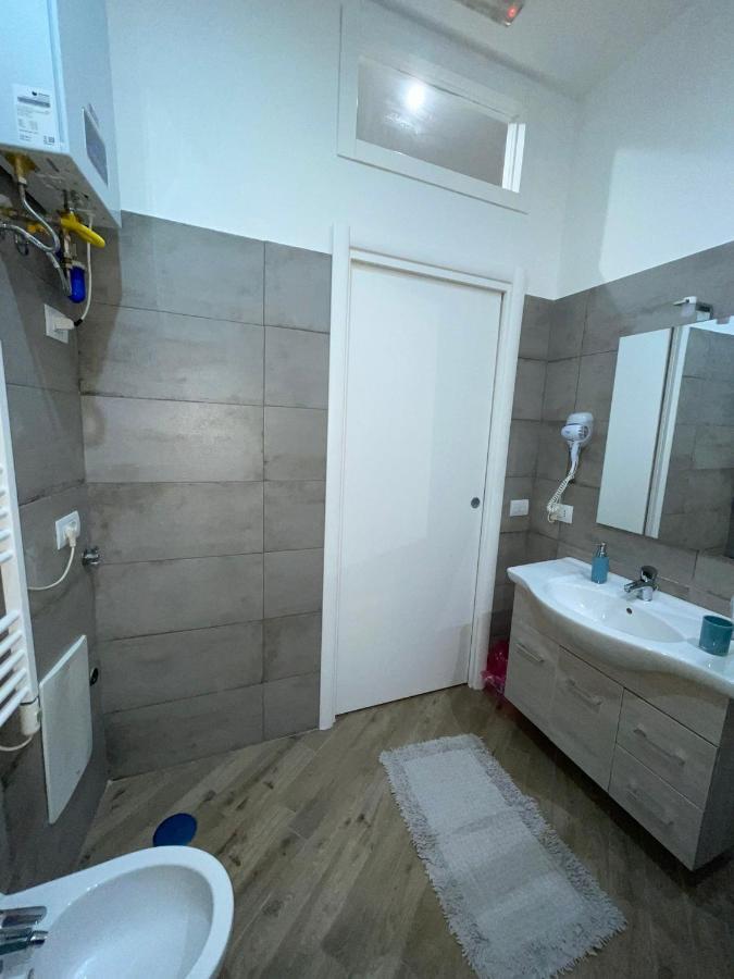 Dormire A Napoli Centro Holiday House Casa Vacanza Ngoại thất bức ảnh
