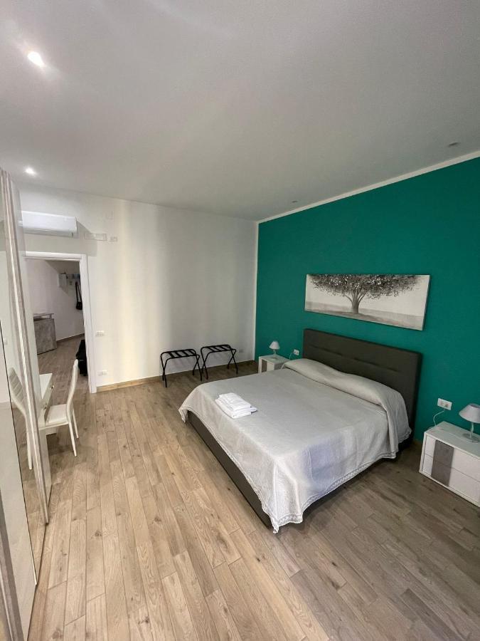 Dormire A Napoli Centro Holiday House Casa Vacanza Ngoại thất bức ảnh